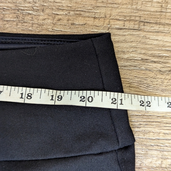 Fitted Solid Black Straight Leg Stretchy Pants - Picture 2 of 7